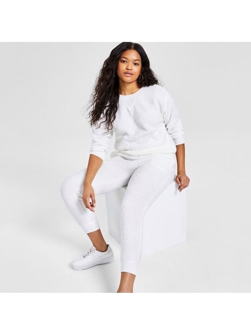 NEW-Jenni 2Pc Solid White Cozy, SuperSoft, Sherpa Pajama Set With Pockets Small - Picture 2 of 5